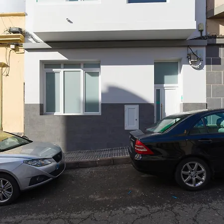 In Palmas Near Canteras Holiday home *